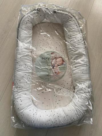 Done by Deer Babynestje - Zo goed als nieuw! beschikbaar voor biedingen