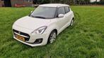 Suzuki Swift 1.2 Dualjet 83pk Smart Hybrid S&S 2021 Wit, Auto's, Voorwielaandrijving, 83 pk, Stof, Zwart