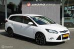 Ford Focus Wagon 1.0 EcoBoost Titanium|125Pk|Boekjes|Nap, Euro 5, Gebruikt, Zwart, Wit