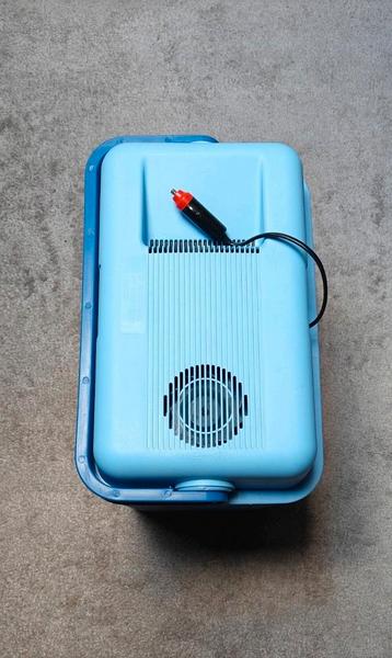 Koelbox op 12 volt  beschikbaar voor biedingen