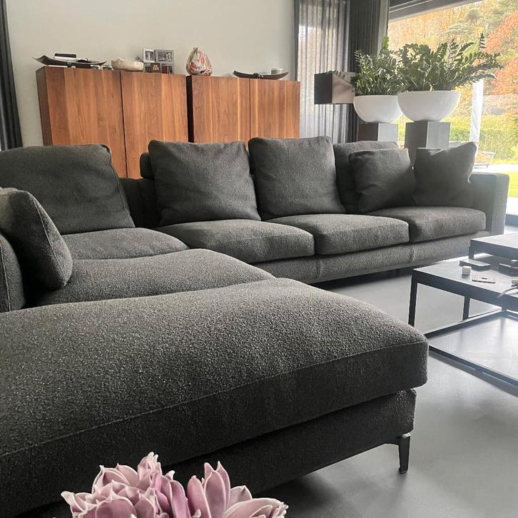 Minotti bankstel, 3-zits uitvoering met comfortabele chaise, Huis en Inrichting, Banken | Sofa's en Chaises Longues, Zo goed als nieuw