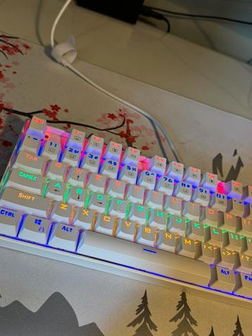 Redragon K552 Gaming Toetsenbord beschikbaar voor biedingen