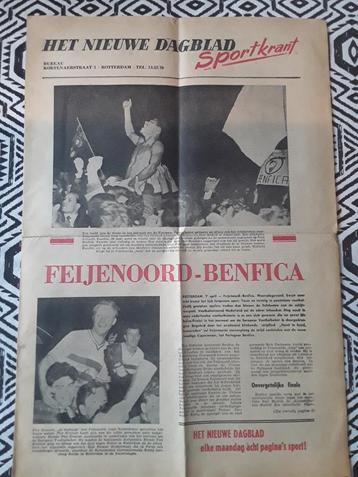 Feyenoord Rotterdam - Benfica 10 maart 1963 - Sportkrant beschikbaar voor biedingen