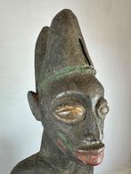 251153 Oud Afrikaans Yoruba beeld uit Nigeria., Ophalen of Verzenden