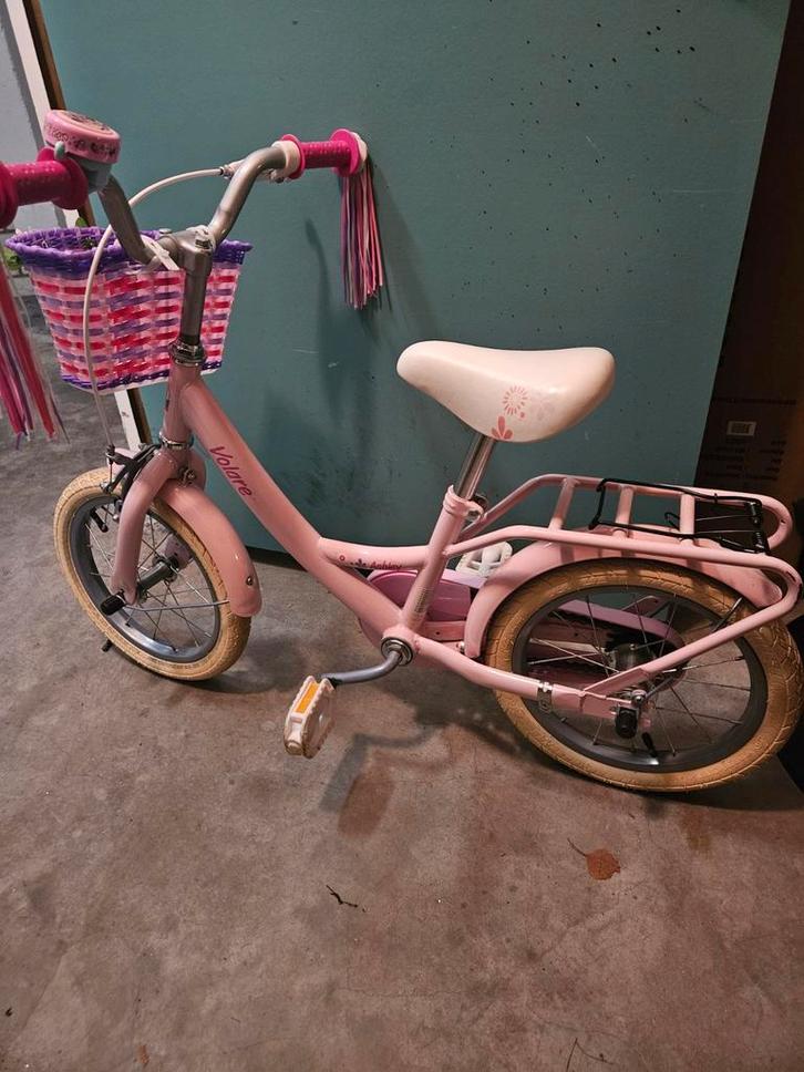 Mooie Volare fiets, Fietsen en Brommers, Fietsen | Kinderfietsjes, Zo goed als nieuw, Minder dan 16 inch, Zijwieltjes, Ophalen