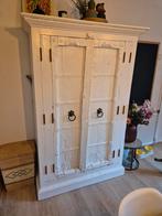 Leuke witte kast met planken - ivm verhuizing, Huis en Inrichting, Kasten | Kledingkasten, Ophalen