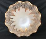 Prachtige schaal met geschulpte rand in goud-wit-zilver, Ophalen