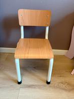 Klein  robuust schoolstoeltje, Ophalen, Zo goed als nieuw, Stoel(en)