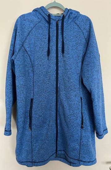 Lang fleece vest met capuchon beschikbaar voor biedingen