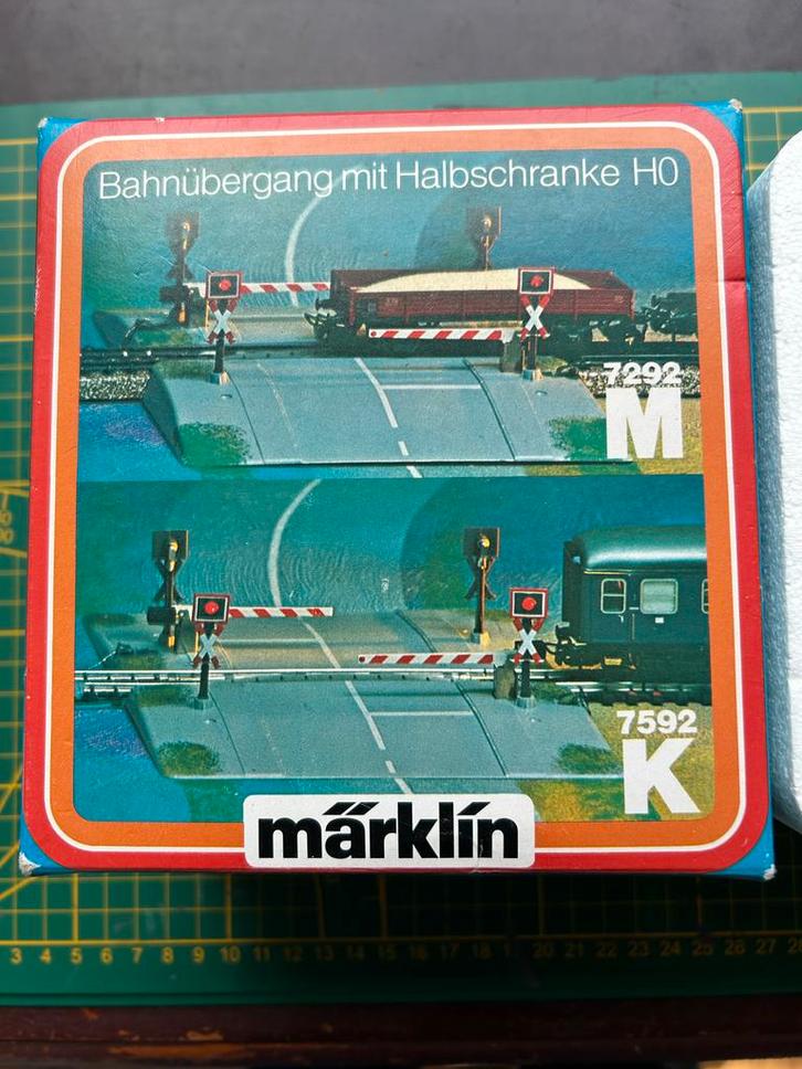 Märklin Overweg H0 (7292) - Nieuwstaat!, Hobby en Vrije tijd, Modeltreinen | H0, Nieuw, Overige typen, Wisselstroom, Märklin, Ophalen of Verzenden