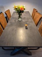 Grijze betonlook eettafel 220x90cm, X-poot, Huis en Inrichting, Tafels | Eettafels, Ophalen, Overige materialen, 200 cm of meer