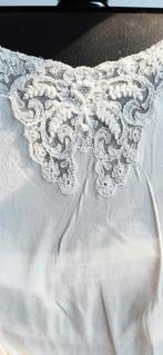 Kanten hals stuk van antieke onderjurk, wit, Ophalen of Verzenden, Gebruikt, Kant