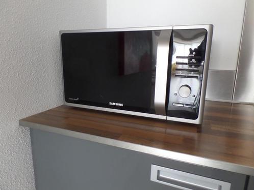 Samsung magnetron, Witgoed en Apparatuur, Magnetrons, Gebruikt, Vrijstaand, Magnetron, 45 tot 60 cm, Draaiplateau, Ophalen