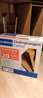 Gamma Kledinghangers - 20 stuks, Kleding | Dames, Kledinghangers, Ophalen of Verzenden