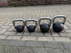 Lifefitness kettlebells 8-12-16 kg gewichten, Ophalen, Gebruikt, Lifefitness, 2 x 8 1 x 12 1 x 16 kg
