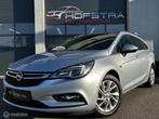Opel Astra Sports Tourer 1.0 Turbo Trekhk Camera CarPlay Lux, Auto's, Voorwielaandrijving, Gebruikt, Euro 6, 1178 kg