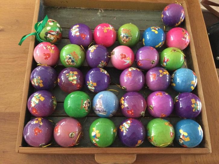 Disney kerstballen in goede staat, 31 stuks., Diversen, Kerst, Zo goed als nieuw, Ophalen of Verzenden