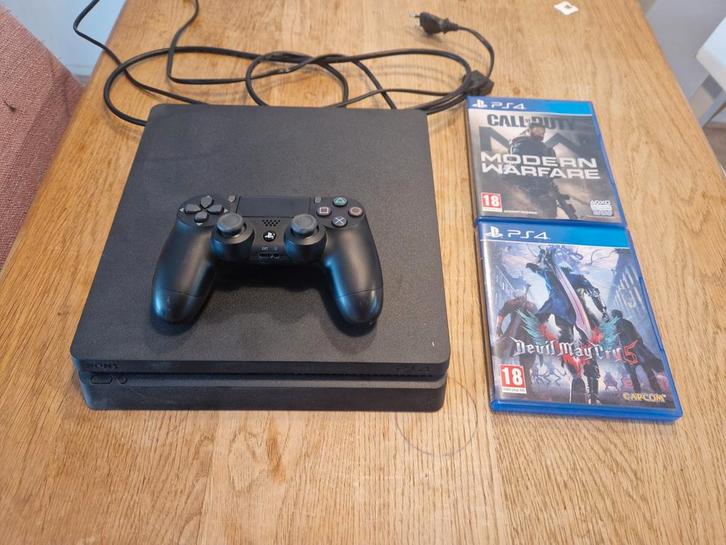 PlayStation 4 Slim 500GB + Games, Spelcomputers en Games, Spelcomputers | Sony PlayStation 4, Zo goed als nieuw, Slim, 500 GB