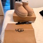 Ugg Classic  Mini Maat 41 Nieuw, Kleding | Dames, Schoenen, Ophalen of Verzenden, Nieuw, Beige, Lage of Enkellaarzen