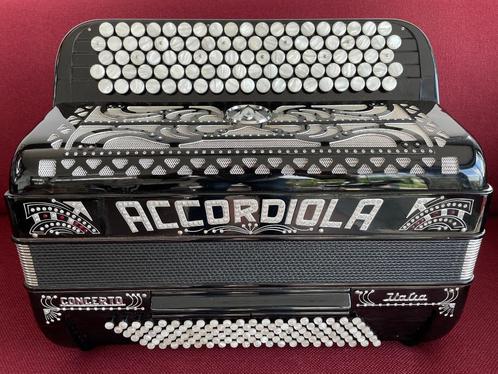 Italiaanse Accordiola Concerto knopaccordeon .4korig .Bgriff, Muziek en Instrumenten, Accordeons, Zo goed als nieuw, Knopaccordeon