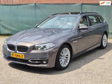 BMW 5-serie Touring 530d Luxury-Line *Prachtauto* beschikbaar voor biedingen