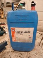 Esso 2 takt olie. Ongeveer 18 liter.  Rood, Motoren, Ophalen