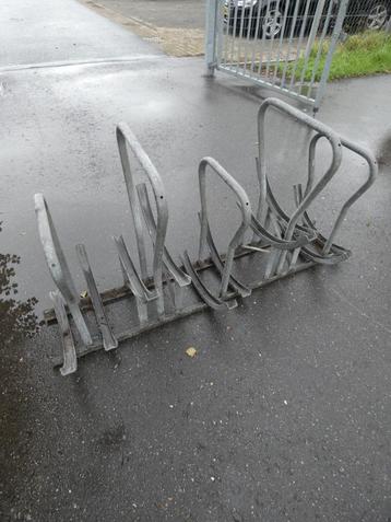 Fietsenrekken beschikbaar voor biedingen