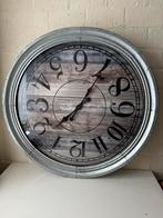 XXL grote klok vintage landelijk, Huis en Inrichting, Woonaccessoires | Klokken, Verzenden, Zo goed als nieuw
