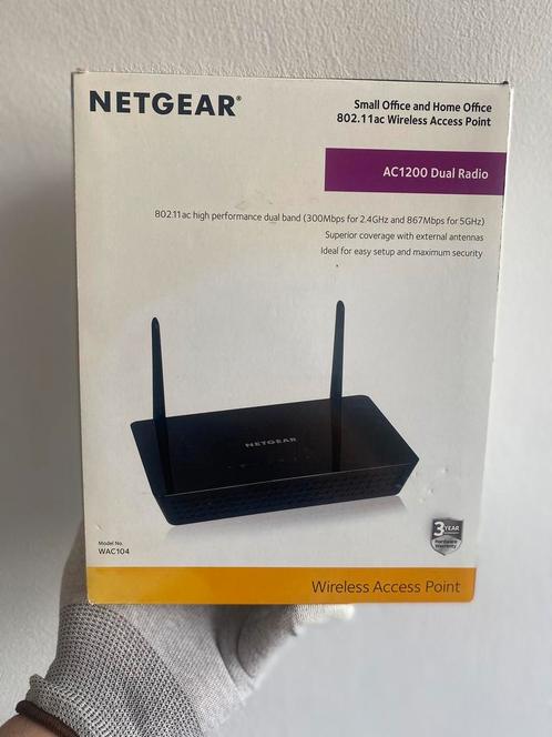 Netgear WAC104 dual-band access point, Computers en Software, Netwerk switches, Zo goed als nieuw, Ophalen of Verzenden