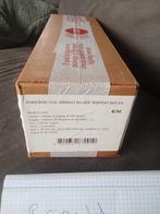 1st print silver Tempest boosterbox case!, Ophalen of Verzenden, Zo goed als nieuw, Boosterbox