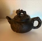Zwarte  Chinese theepot met bloemmotief, Ophalen of Verzenden