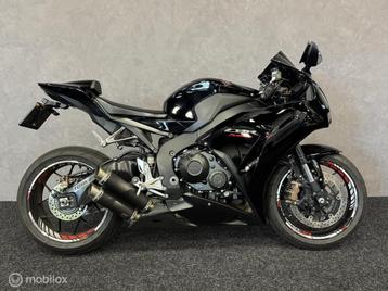 Honda CBR 1000RR Fireblade eC-ABS beschikbaar voor biedingen
