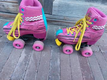 Rolschaatsen van Roces (soy luna) beschikbaar voor biedingen