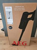 Splinter nieuwe Steelstofzuiger AEG Animal 6000., Ophalen of Verzenden, Nieuw