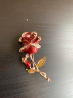 Rode Roos Broche, Overige materialen, Ophalen of Verzenden, Zo goed als nieuw, Rood