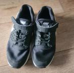 2 paren indoor sport schoene Nike en Lumberjack, Gebruikt, Ophalen of Verzenden, Nike, Jongen of Meisje