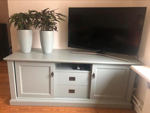 Tv meubel met bijpassende bloempotten, Huis en Inrichting, Kasten | Televisiemeubels, Gebruikt, Ophalen