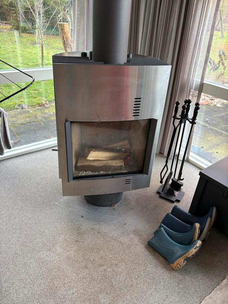 Harrie Leenders Fuga S Houtkachel - Stijlvol en Efficiënt, Huis en Inrichting, Kachels, Gebruikt, Vrijstaand, Houtkachel, Hout