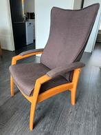 Fauteuil gestoffeerd bruin/ hout, Huis en Inrichting, Ophalen, Gebruikt, Hout, 50 tot 75 cm