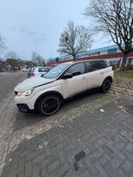 Peugeot 5008 1.2 Puretech 130pk S&S Eat8 2019, Auto's, Zwart, 7 stoelen, 3 cilinders, 1405 kg