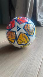 Mini Champions Leauge bal, Sport en Fitness, Voetbal, Ophalen of Verzenden, Zo goed als nieuw, Bal