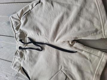 Korte broeken maat xs- 29 beschikbaar voor biedingen