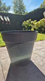 ZGAN! Grote bloempot antraciete plastic hoogte 35 cm, Tuin en Terras, Bloempotten, Kunststof, Rond, Tuin, Zo goed als nieuw
