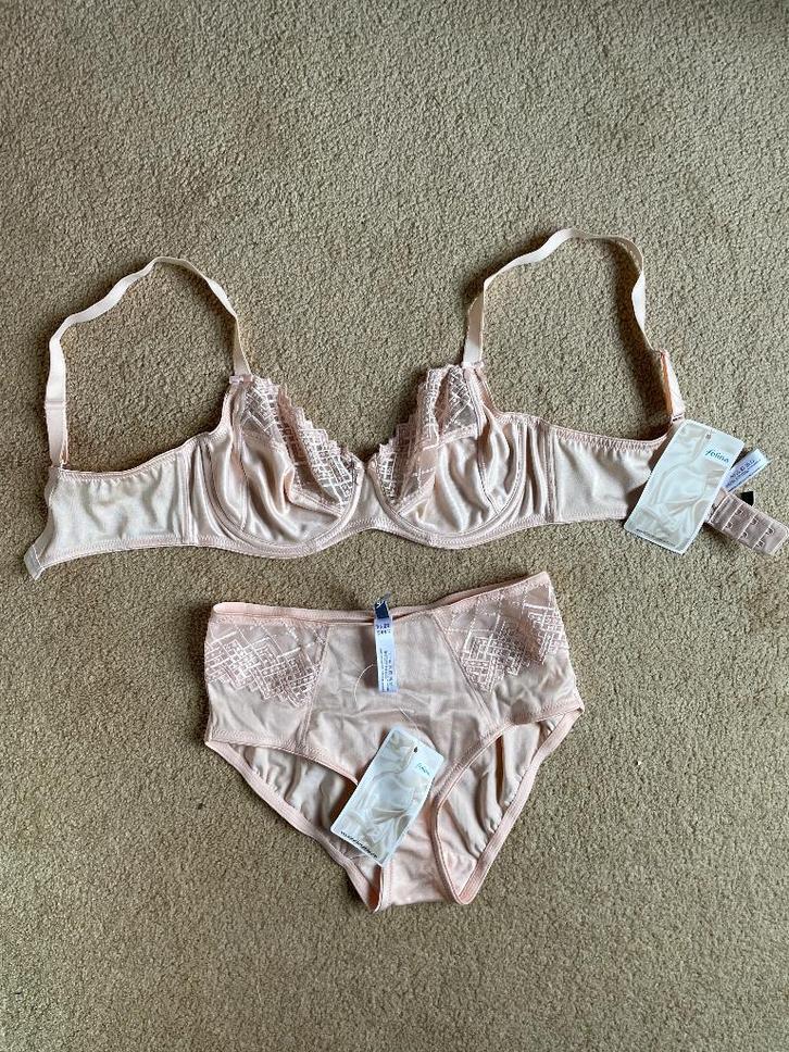 Nieuwe Felina BH met slip., Kleding | Dames, Ondergoed en Lingerie, BH, Roze, Ophalen of Verzenden