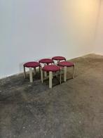 Bruno Rey hockers grijs/rood, Huis en Inrichting, Ophalen, Zo goed als nieuw, Hout