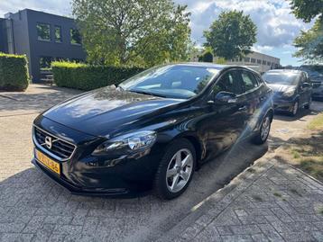 Volvo V40 1.6 D2 Momentum 2014 NAVI CLIMA CRUISE ERG FIJNE A beschikbaar voor biedingen