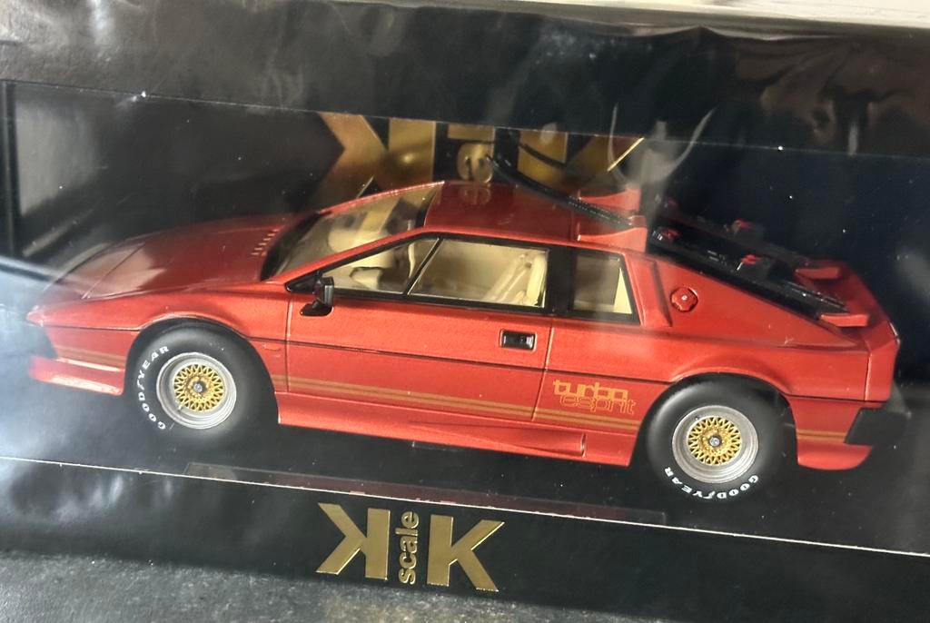 KK scale Lotus Esprit (James Bond), Hobby en Vrije tijd, Modelauto's | 1:18, Nieuw, Overige merken, Ophalen