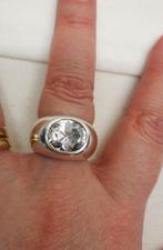 Zilveren royale ring met grote heldere steen maat 17 nr.626, Sieraden, Tassen en Uiterlijk, Ringen, 17 tot 18, Ophalen of Verzenden