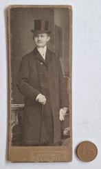 Antieke Sepia Studiofoto van een Heer in Goeden Doen, Gebruikt, Foto, Ophalen of Verzenden, Voor 1940