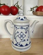 Witte en blauwe keramische theepot, Huis en Inrichting, Keuken | Servies, Keramiek, Overige typen, Ophalen of Verzenden, Zo goed als nieuw